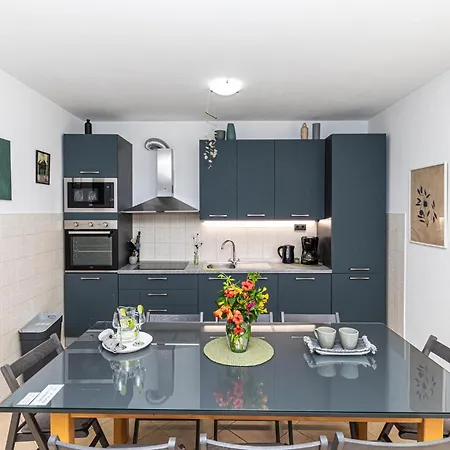 In Kastel Stafilic With Kitchen Kastela